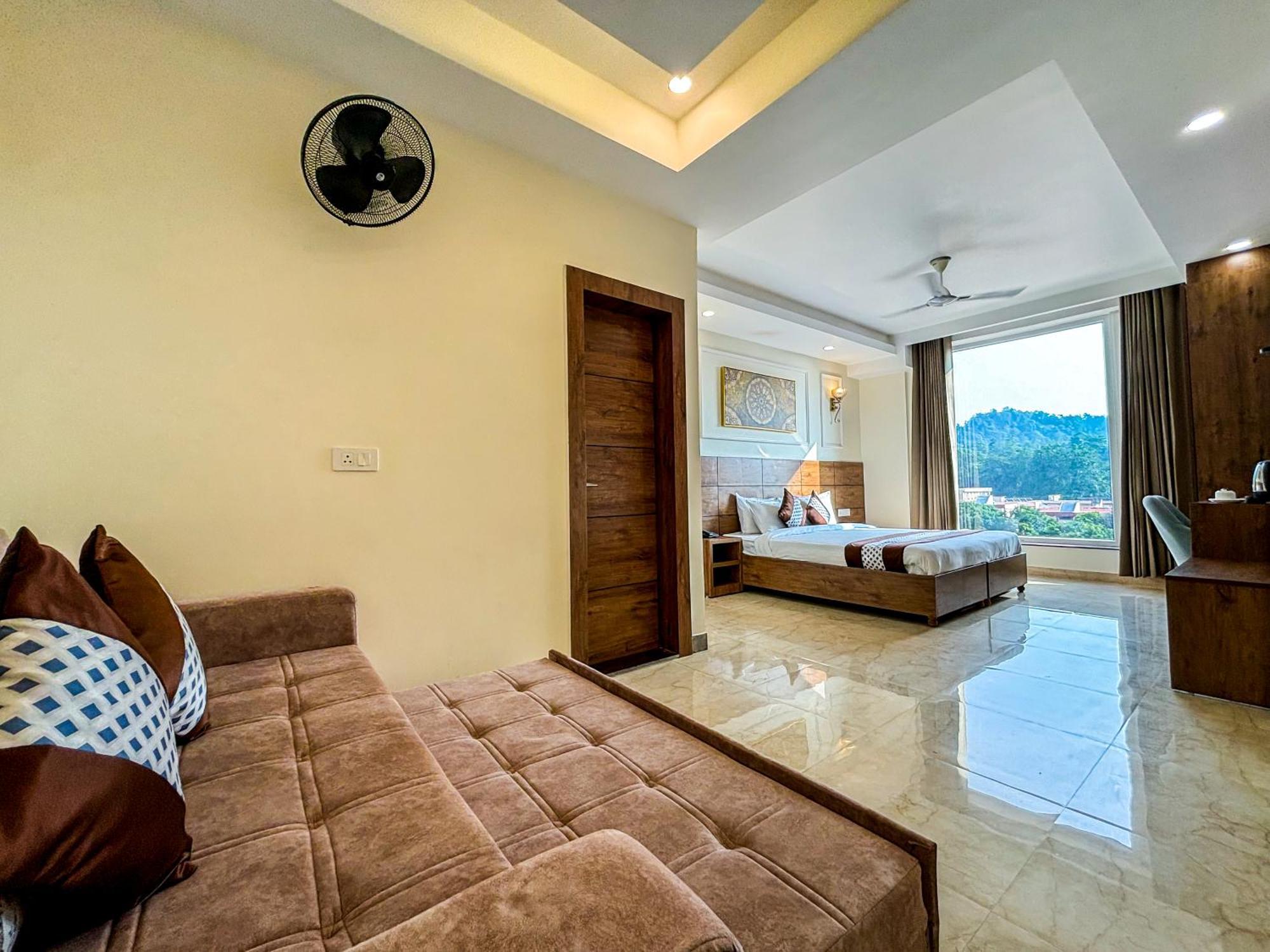Hotel Nirvana Bliss, Behind Parmarth Niketan Rishīkesh 外观 照片